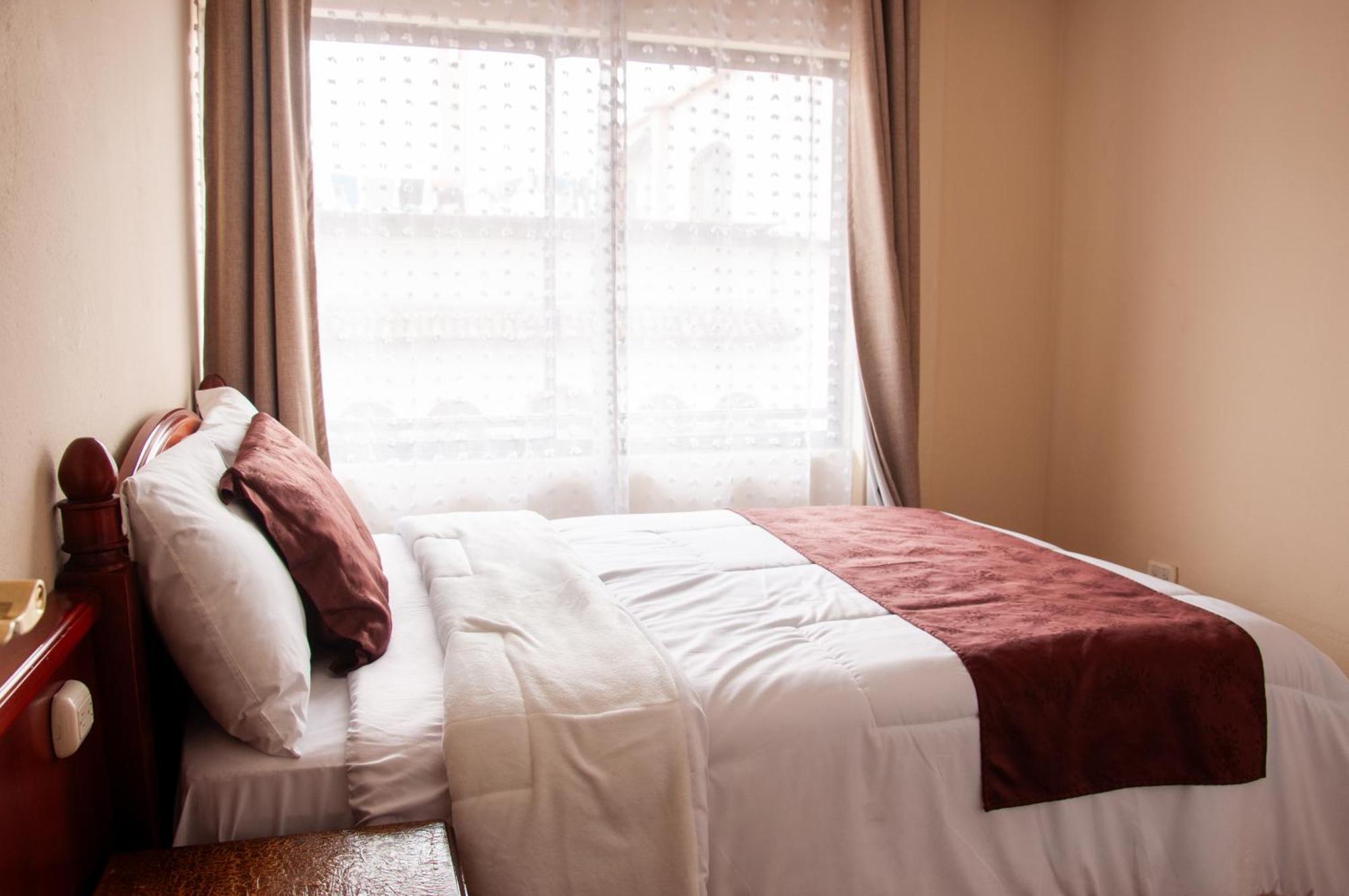 Hotel Campanario クエンカ エクステリア 写真